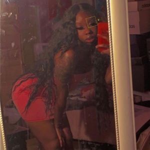 Meet your Posher, Nodia